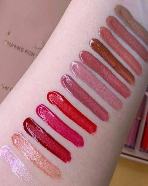 Velvet Glossy Lip Gloss Set 3 Shades - Image 2