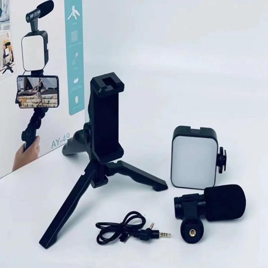 Portable LED Ring Light & Microphone Set Black - Image 4