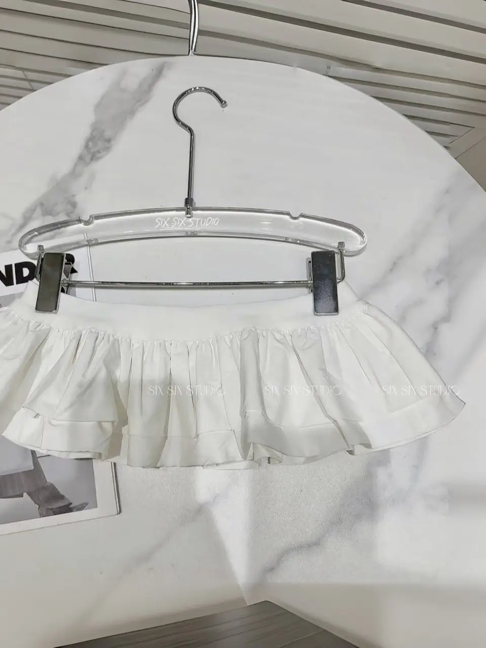 Women White Ruffled Stacked Waist Skirt Summer - Image 3
