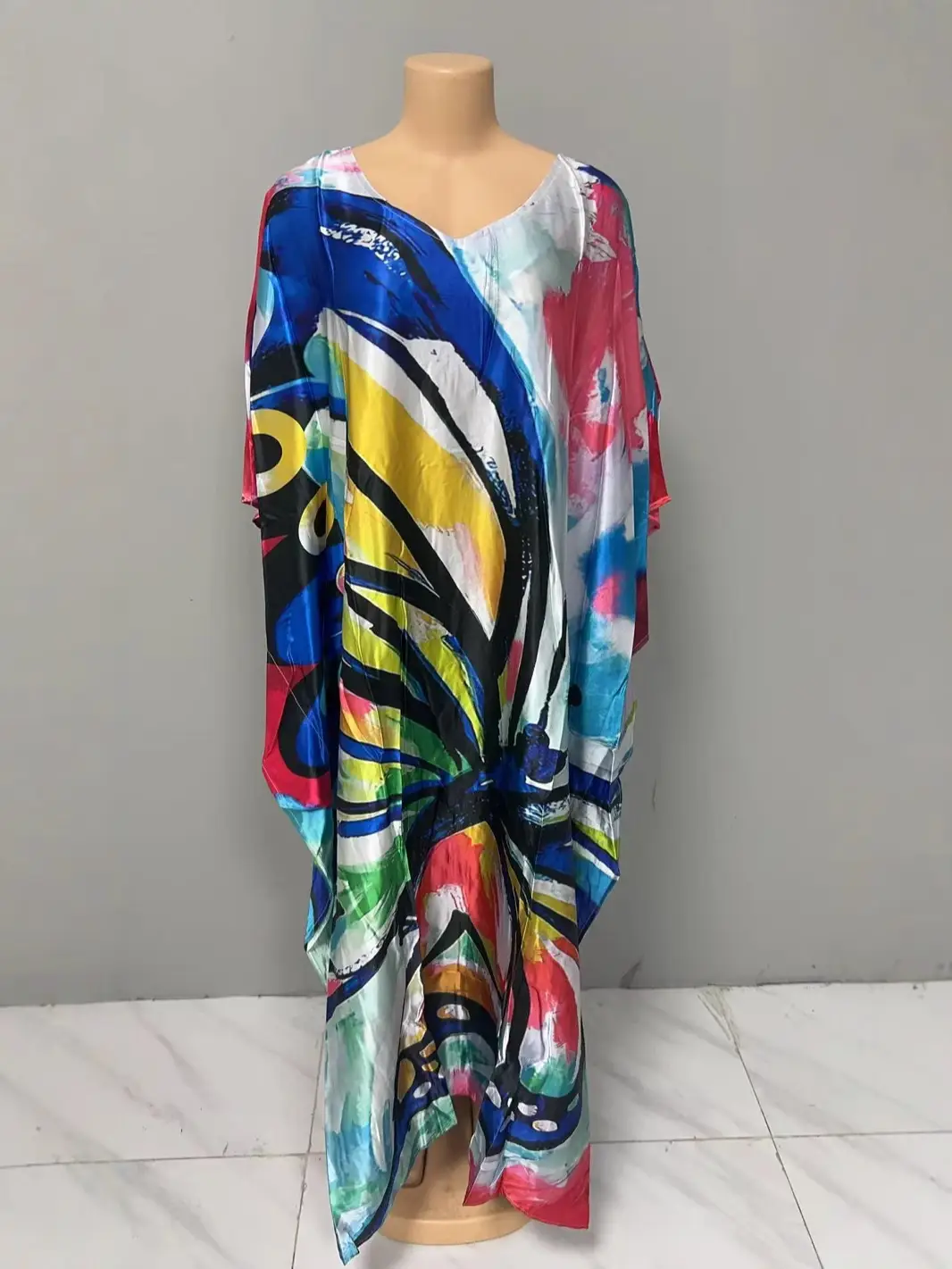 Loose Fitting Abstract Print Dress for Women - Image 3