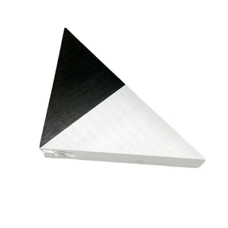 5W LED Triangle Wall Lamp Aluminum Decor - Image 5