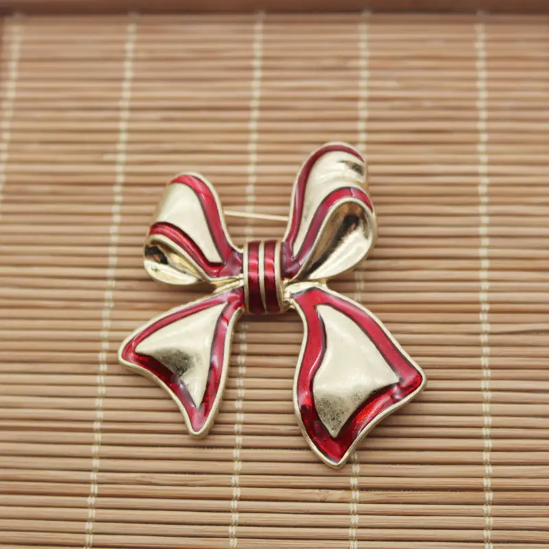 Bow Brooches Red Gold Pearl Embellished - Image 7