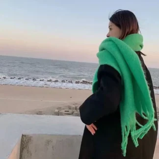 Women Winter Wool Scarf Green Tassel Shawl