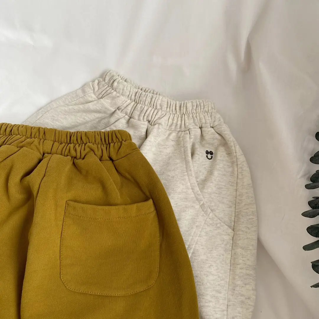 Kids Knitted Sweatpants White Flower Ash with Embroidery - Image 3