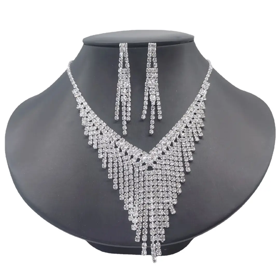 Diamond V-Neck Necklace & Earrings Set for Bridal Wear - Image 5