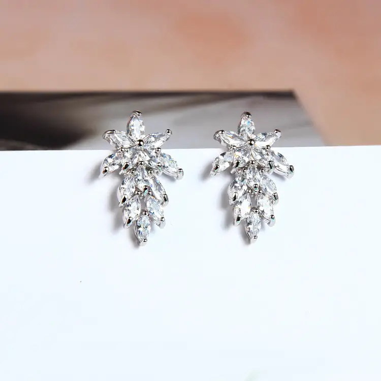 Korean Leaf Earrings Zircon Silver Hypoallergenic - Image 3