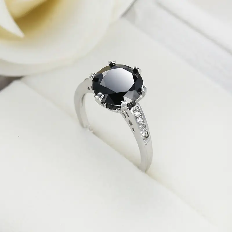 Black Zircon Vintage Ring for Women - Image 3