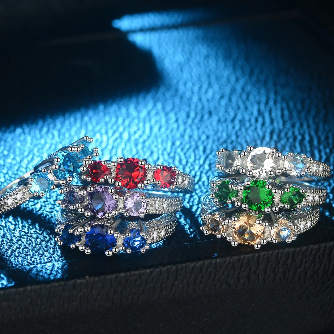 White Snowflake Zircon Ring for Women - Image 2