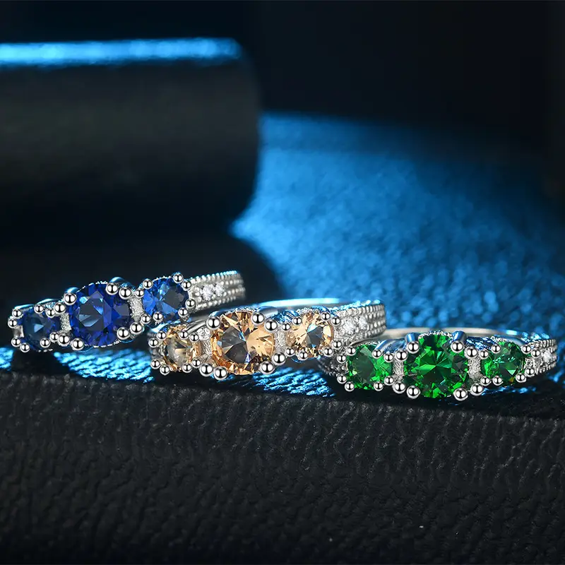 White Snowflake Zircon Ring for Women - Image 4