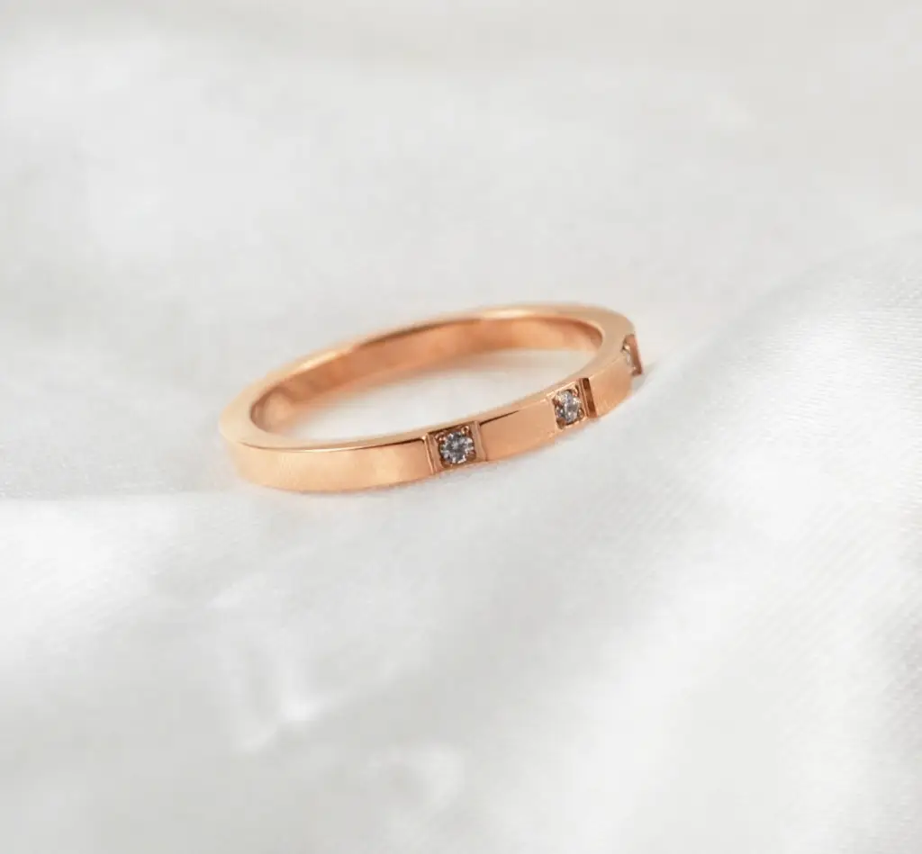 Rose Gold & Silver Minimalist Rings for Daily Wear - Image 4
