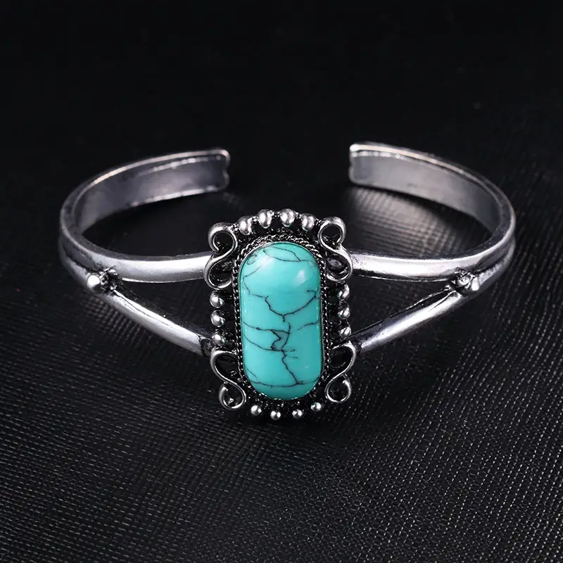Vintage Silver Bracelet with Turquoise Stone Adjustable Fit - Image 3