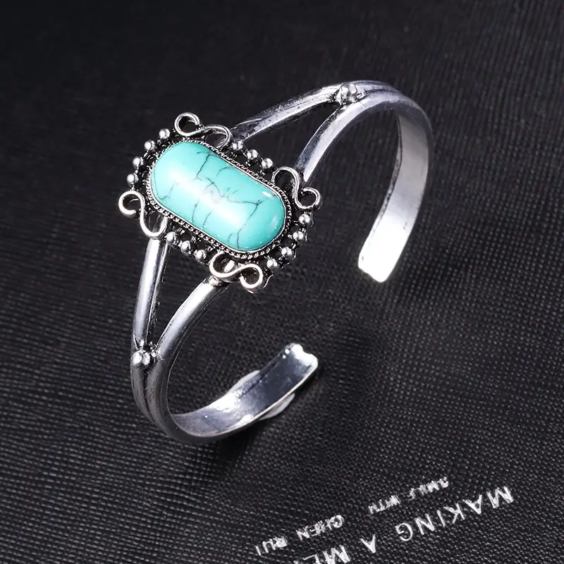 Vintage Silver Bracelet with Turquoise Stone Adjustable Fit - Image 5