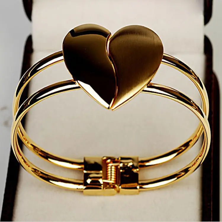Double Heart Gold Bracelet for Women - Image 2