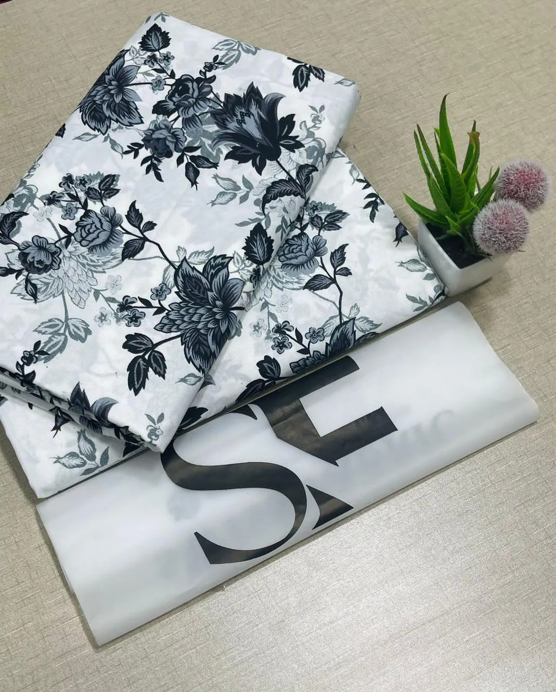 Polo Cotton Floral Print Unstitched Suit