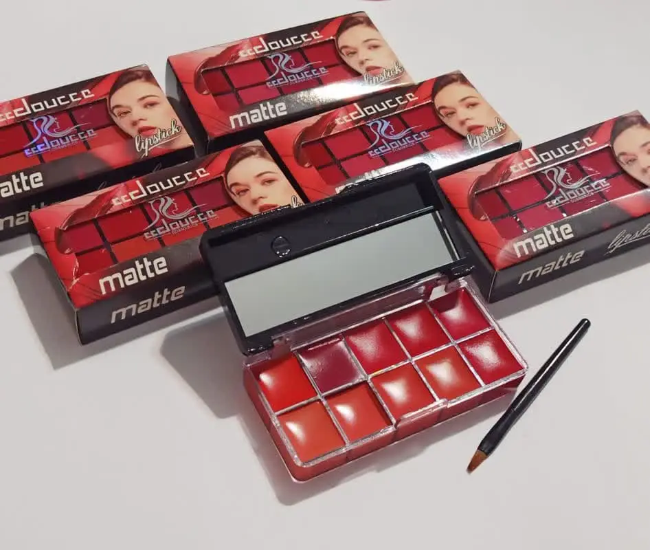 10 In 1 Creamy Lipstick/Blush Palette - Image 3