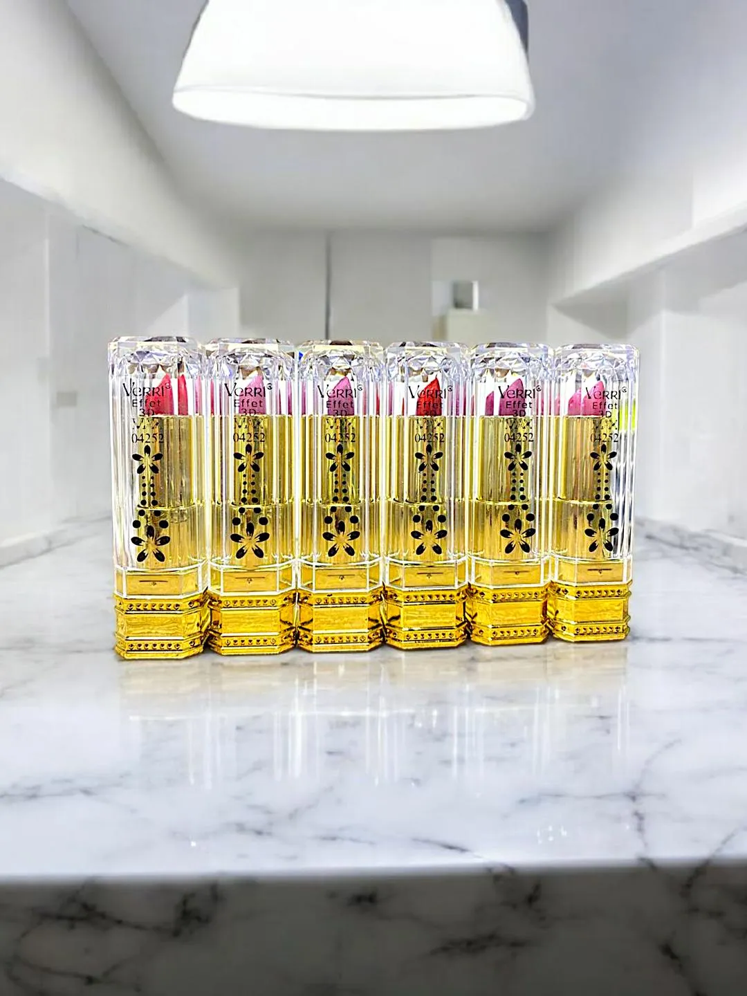 Matte Lipstick Set 6 Pcs High Pigment Gold Casing - Image 2