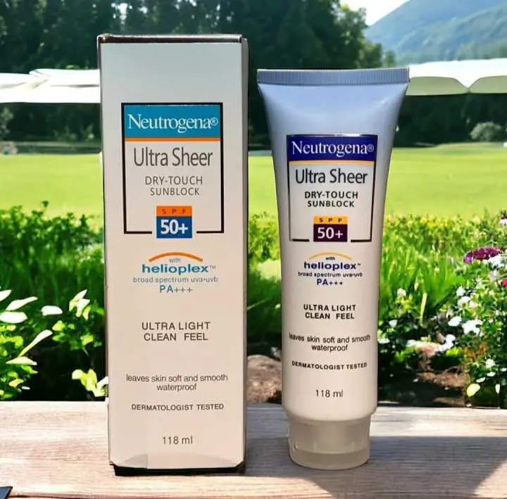 Neutrogena Ultra Sheer Dry Touch Sunblock - SPF 50+ - Image 3