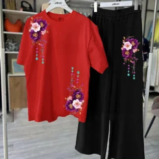 Women Red Floral Printed Night Suit 2 Pcs Medium to XL