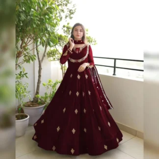 Neckline Embroidered Maxi Dress With Dupatta 3Pcs Maroon
