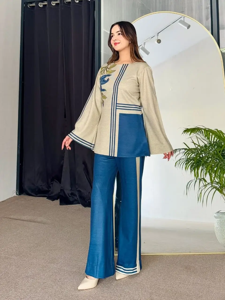 Stylish Printed Shirt and Trouser Set - 2 Pcs - Image 4