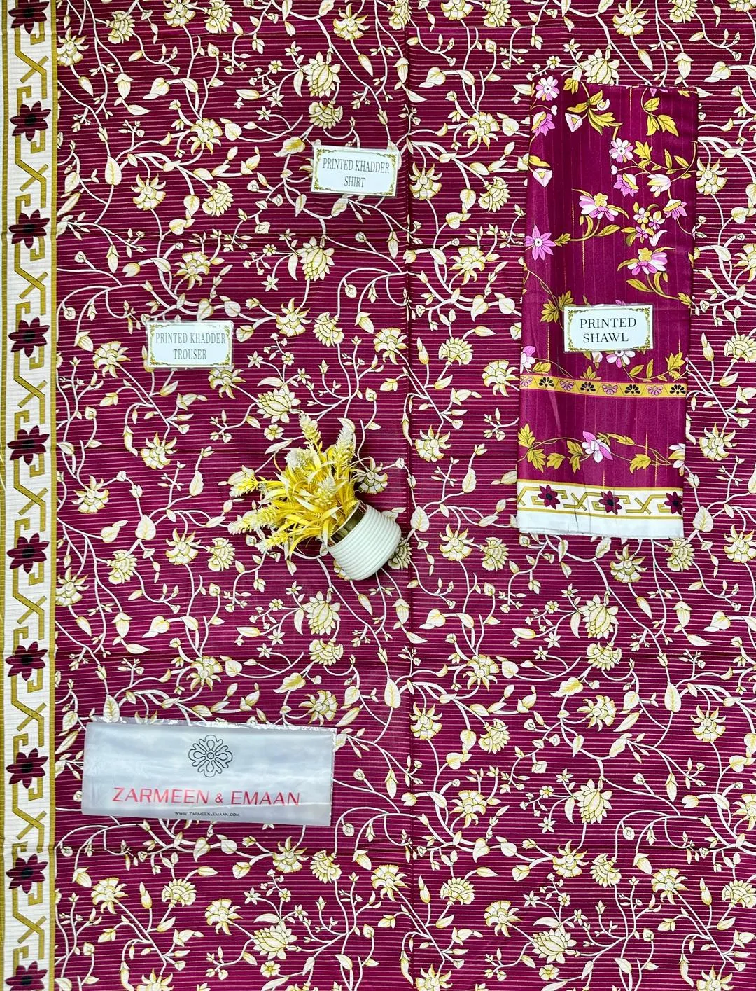 Maroon Printed 3 Pcs Women Suit Khaddar Wool Dupatta - Image 4