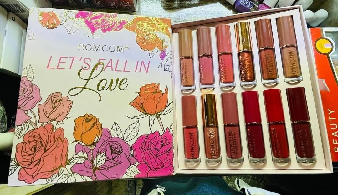 6-Piece Glossy Lip Gloss Set for Pakistani Women 2