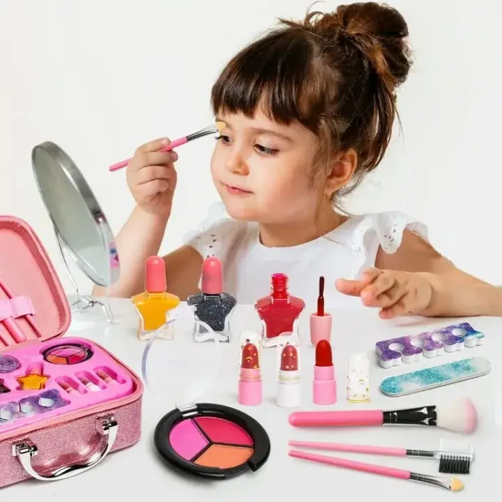 2 in 1 Unicorn Kids Makeup Kit Bag - Image 3