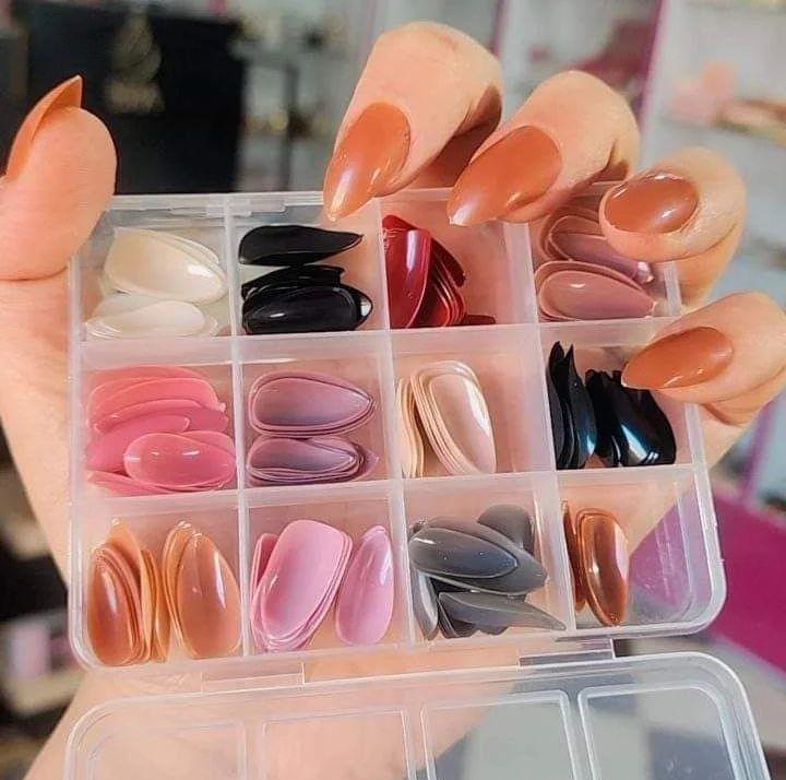 Professional Stick On Artificial Nails Multicolor ABS 144 Pack - Image 5