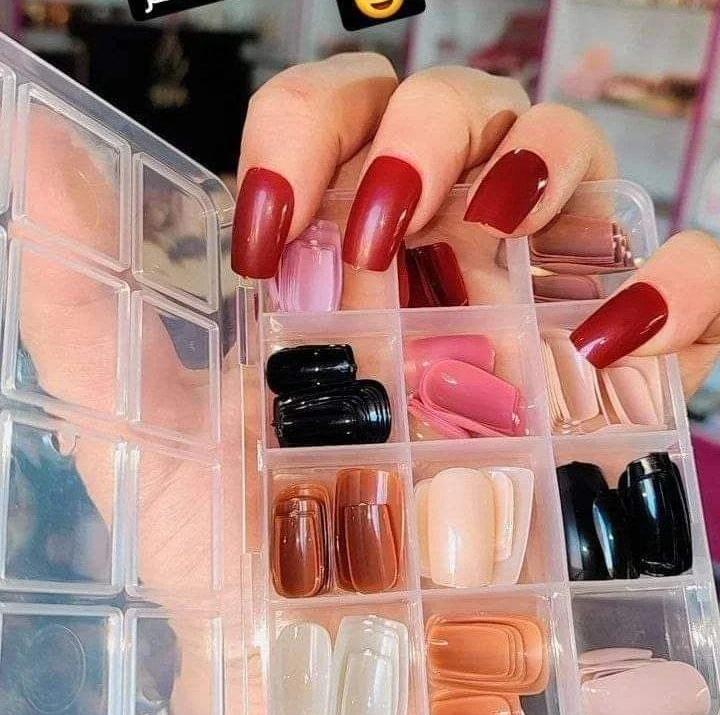 Professional Stick On Artificial Nails Multicolor ABS 144 Pack - Image 8