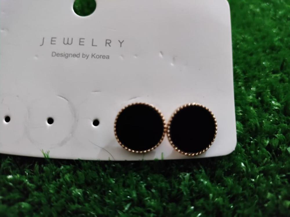 Black Metal Stud Earrings for Women Partywear Gold Edge - Image 2
