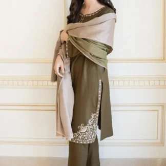 Green Embroidered Women's Lawn Suit 3 Pcs Set