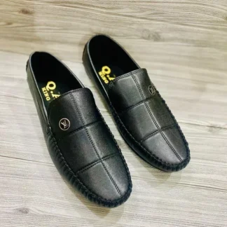 Men Black Loafers - Elegant All-Day Comfort